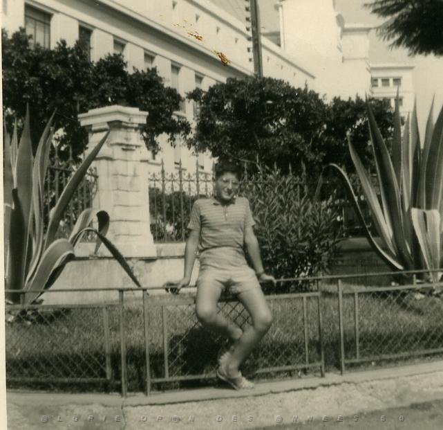 ORAN 1960 LYCEE LAMORICIERE.JPG